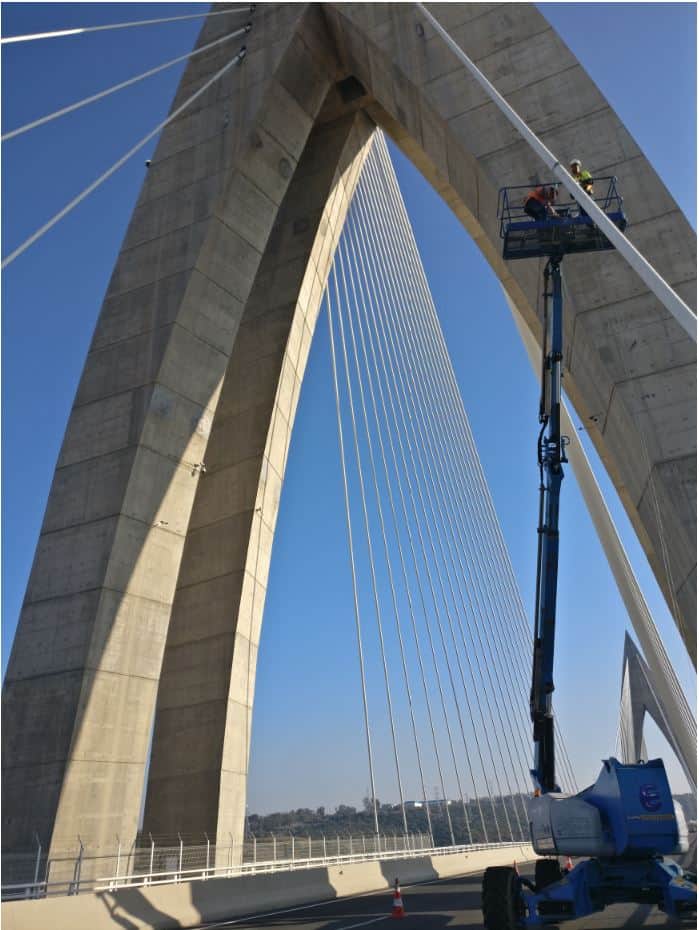 équipes SIXENSE SHM sur le pont Mohamed VI au Maroc