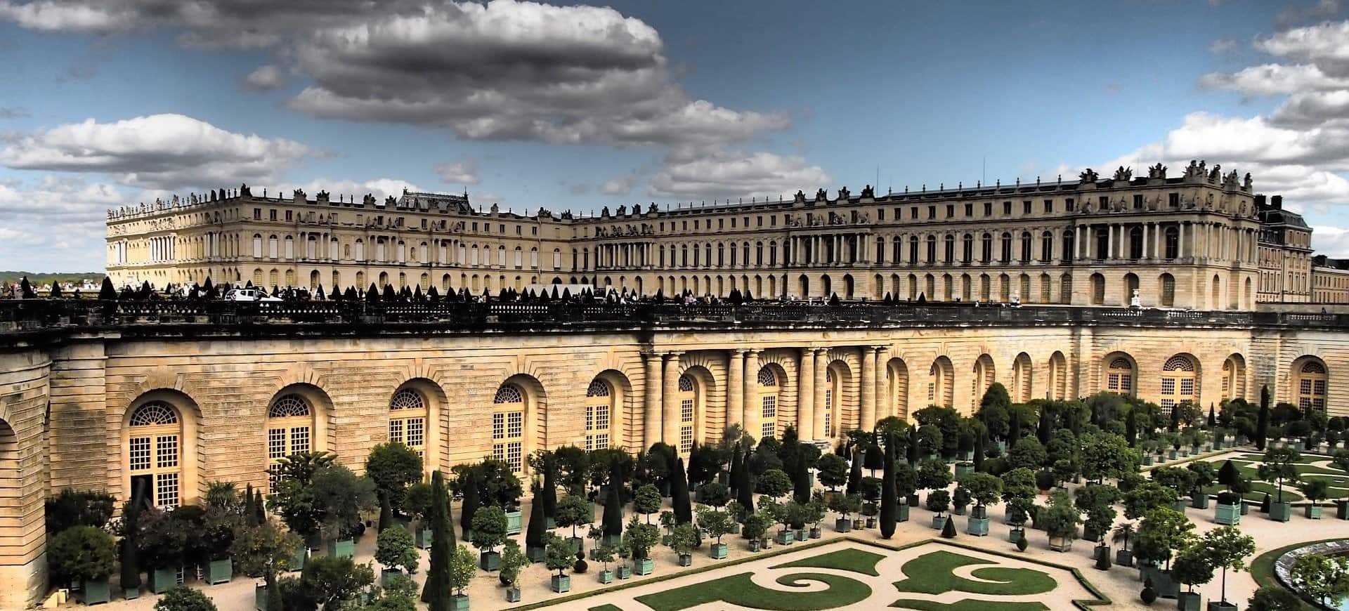 Версаль м. Версальский дворец. Версаль. Музей Версаль Франция. Замок Версаль в Париже.